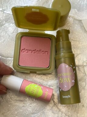Benefit Dandelion Blush & Highlighter Mini Set